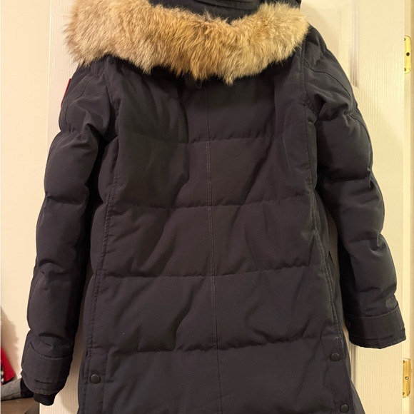 Canada Goose Women's Navy Blue Puffer Coat - Picture 2 of 10
